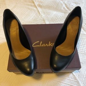 Clark’s Collection Cushion Soft Court Shoes